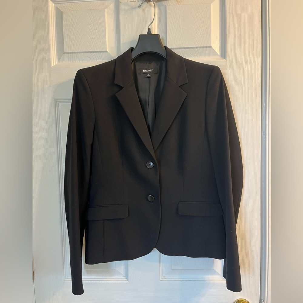 Nine West black blazer, size 6